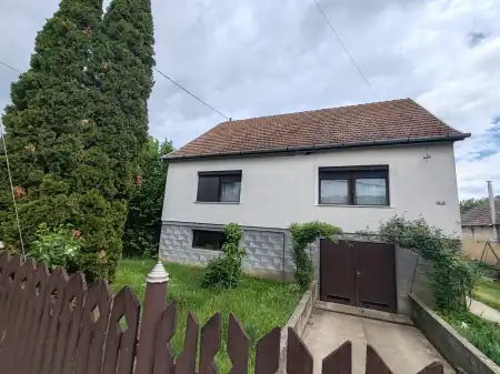 Eladó családi ház, Galgaguta 4 szoba 147 m² 42 M Ft