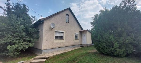 eladó családi ház, Sződliget